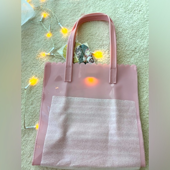 BNWT Pink Shopping Tote with Golden Bow - Picture 4 of 4